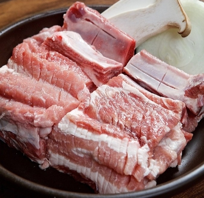 생돼지갈비